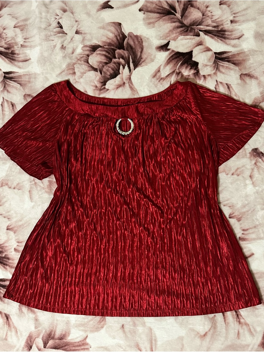 I.N. Studio Red Short-Sleeve Blouse with Decorative silver Ring